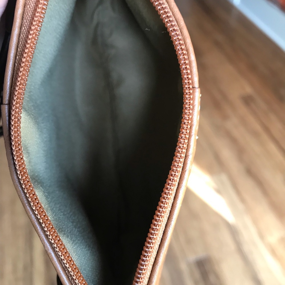 Wristlet - Picture 4 of 4